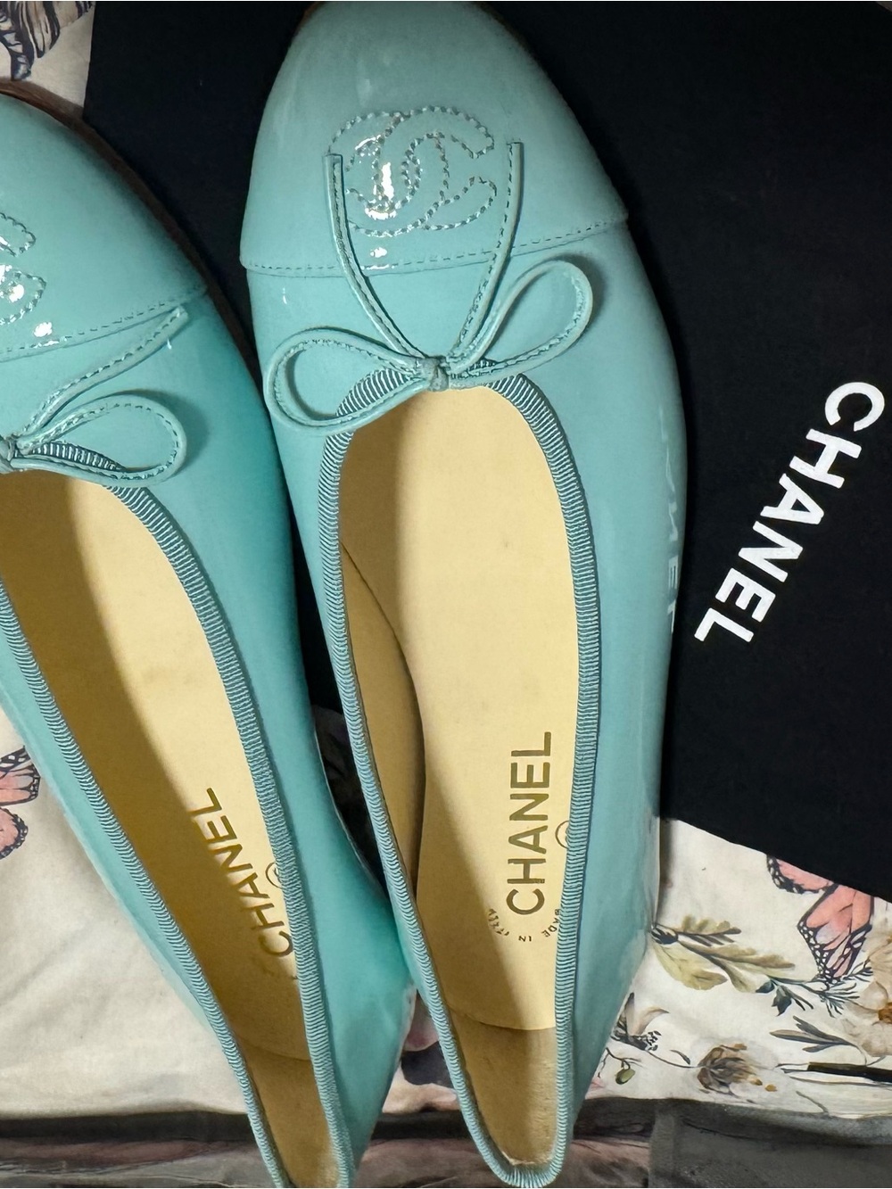 Chanel Turquoise Patent Leather Ballet Flats - Picture 13 of 13